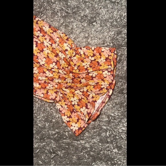 Vintage Inspired Floral Long Sleeve Blouse - Picture 2 of 2